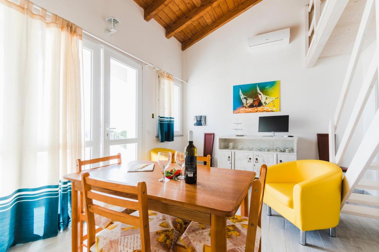 Residence Fior Di Sulcis Calasetta Buitenkant foto