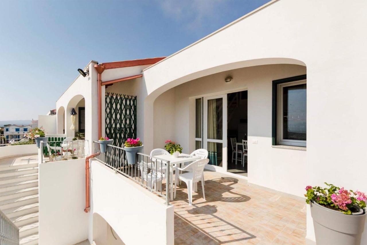 Residence Fior Di Sulcis Calasetta Buitenkant foto